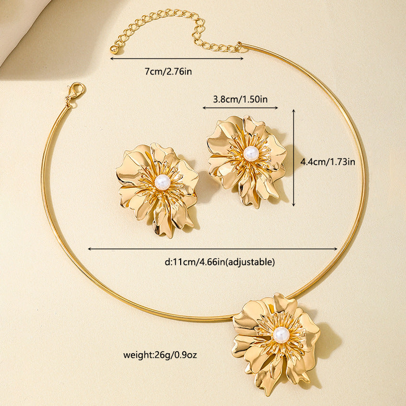 Floral Necklace & Earring Set